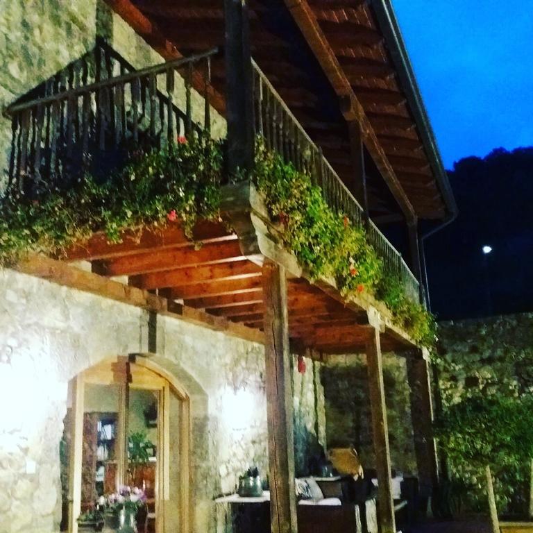 Aire De Ruesga Hotel Exterior photo