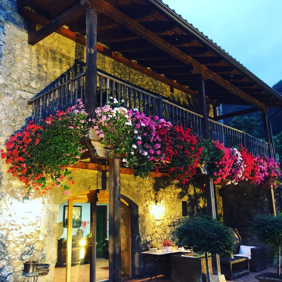 Aire De Ruesga Hotel Exterior photo